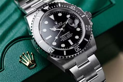 i rolex stanno scendendo|Rolex prices are falling and supplies are rising .